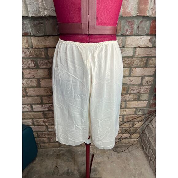 Wonderslip slip shorts half slip cream - Picture 4 of 8